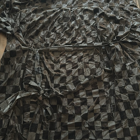 12th Tribe Velvet/Mesh Checkered Button Down - Picture 4 of 4